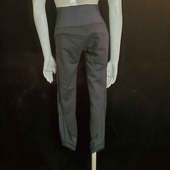 Lululemon Black Leggings (4) - Picture 4 of 6
